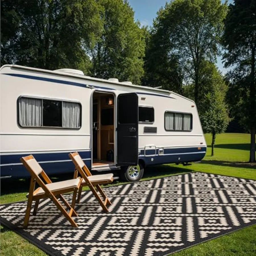 Waterproof Outdoor Rug For Patio And RV Reversible Straw Pattern