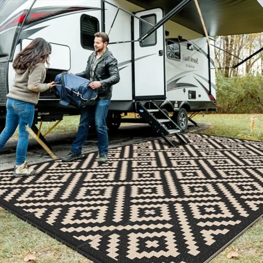 Waterproof Outdoor Rug For Patio And RV Reversible Straw Pattern