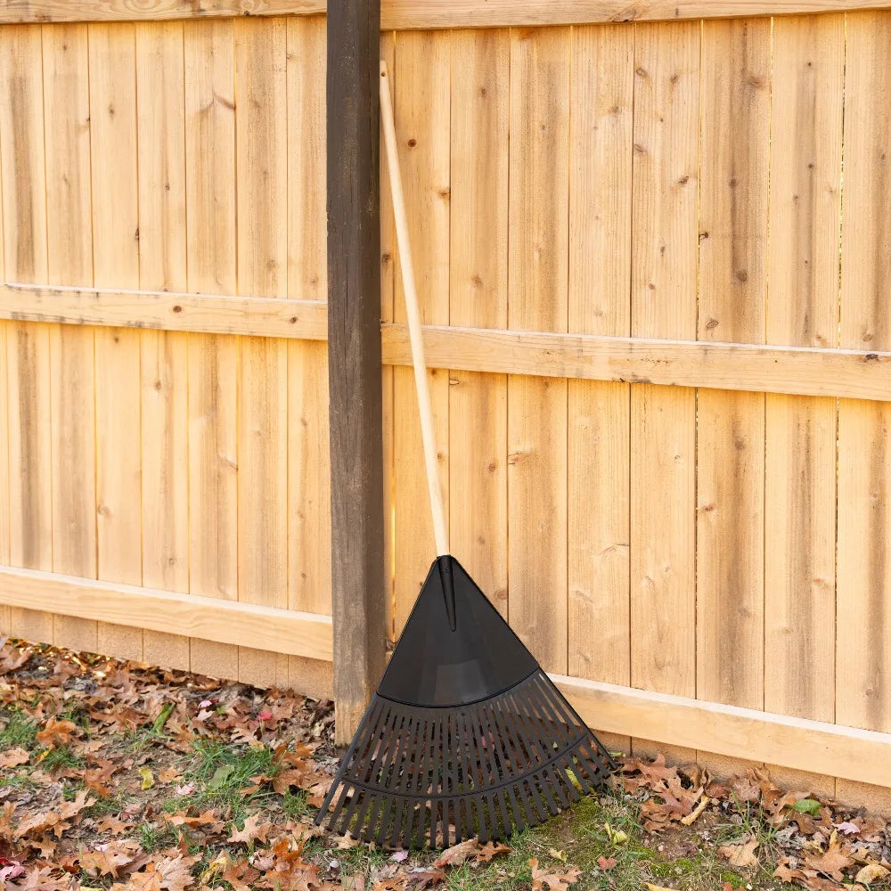 Wooden Handle Poly Leaf Rake for Garden Lawn Cleanup