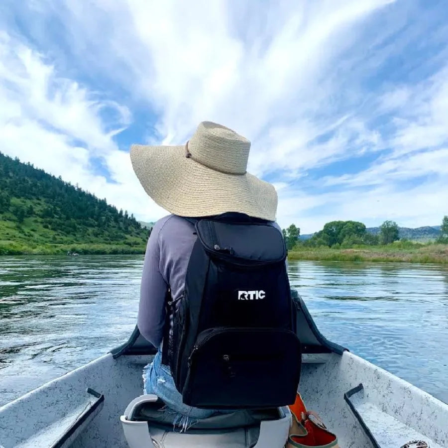 Lightweight Cooler Backpack With Insulated Leakproof Design For Picnics